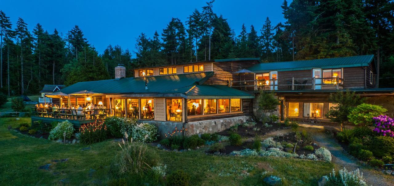 The Surf Lodge And Pub Gabriola Exterior foto